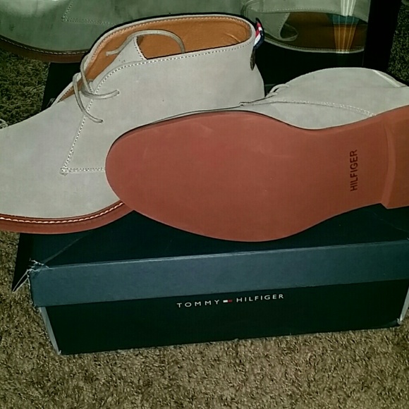 Tommy hilfiger - Picture 1 of 2